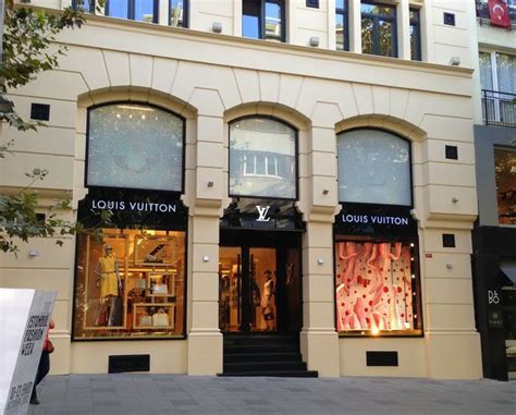 Louis Vuitton Istanbul Nisantasi.